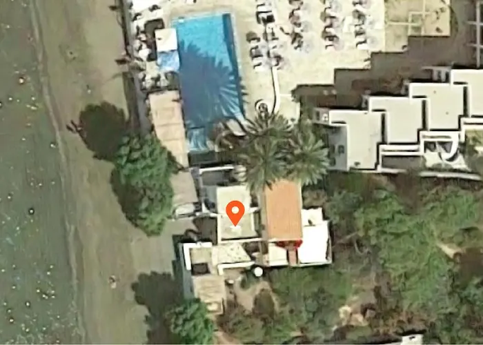 Casa Mar On Kantouni Beach
